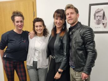 Benátky pod sněhem: Lucie Štěpánková, Lenka Zahradnická, Míra Nosek, Filip Cíl