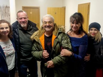 Na Vánoce budu gay: Martin Zounar, Filip Blažek, Martina Randová, Zdeněk Maryška a Michaela Dittrich